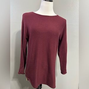 Michael Kors women’s size small, long sleeve knit sweater zippers at bottom side
